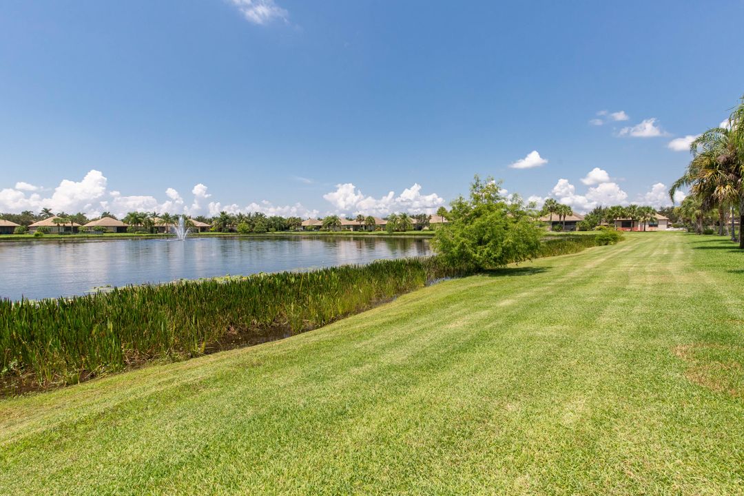 待售: $945,000 (3 贝兹, 2 浴室, 2459 平方英尺)