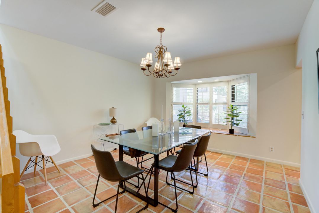 Active With Contract: $10,000 (3 beds, 2 baths, 2680 Square Feet)