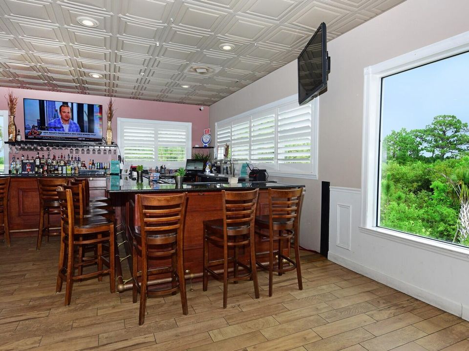 Activo con contrato: $525,000 (3 camas, 2 baños, 1808 Pies cuadrados)