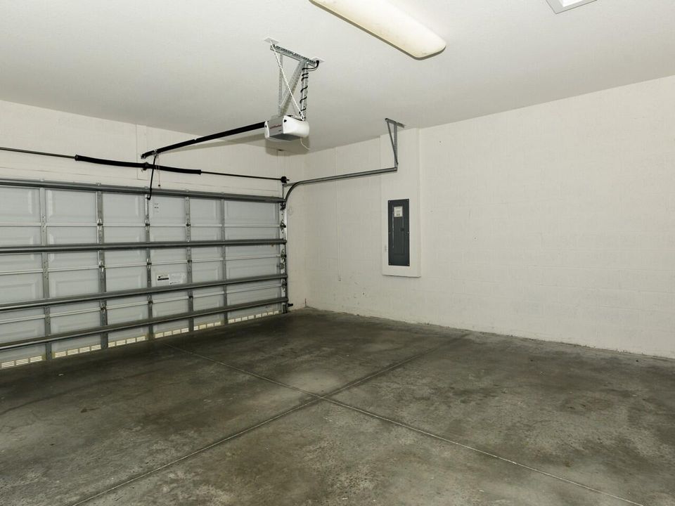 Activo con contrato: $525,000 (3 camas, 2 baños, 1808 Pies cuadrados)