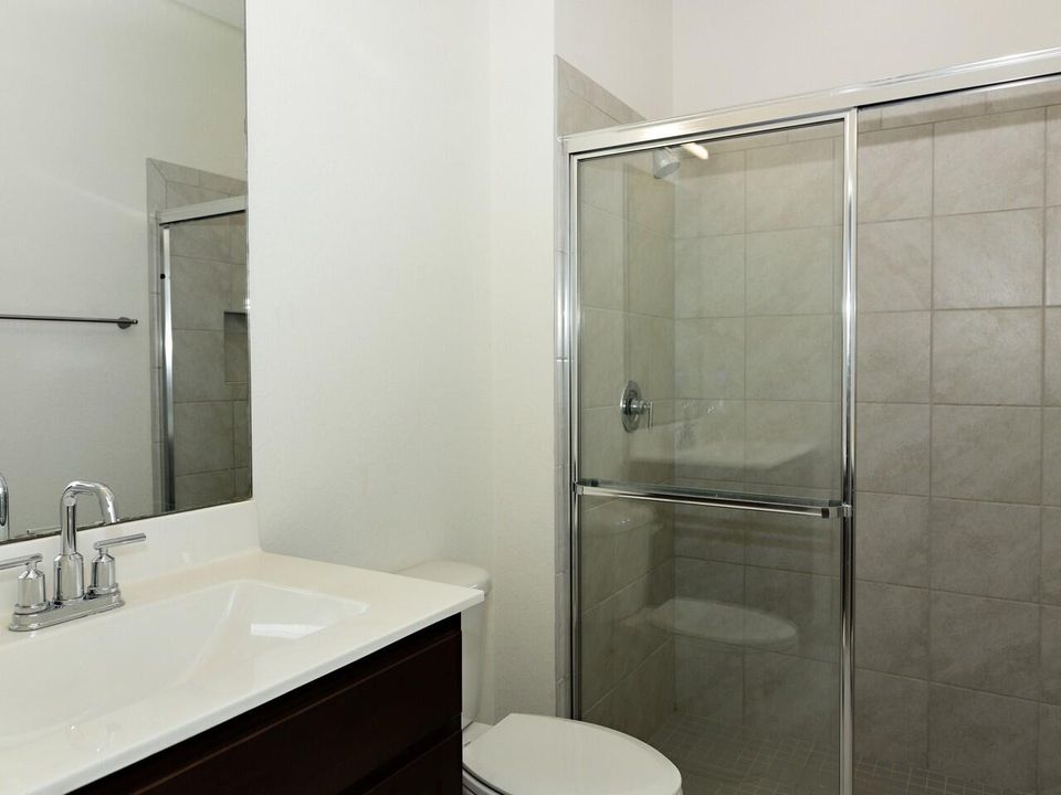 Activo con contrato: $525,000 (3 camas, 2 baños, 1808 Pies cuadrados)