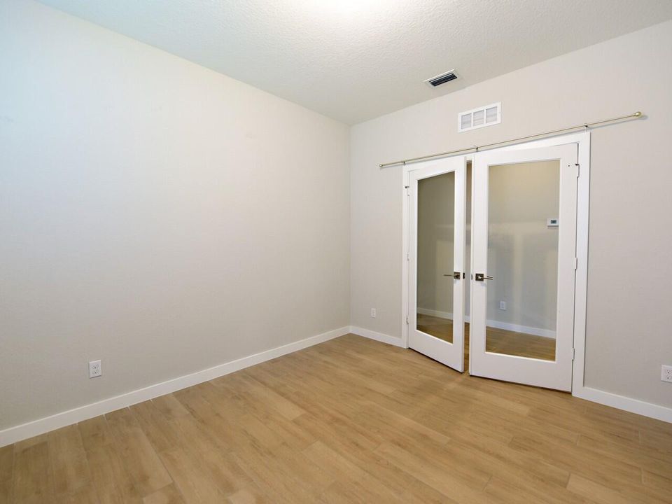 Activo con contrato: $525,000 (3 camas, 2 baños, 1808 Pies cuadrados)