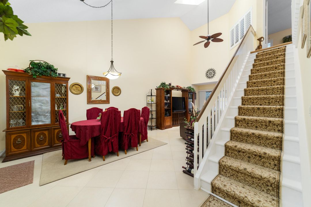 En Venta: $629,900 (3 camas, 2 baños, 1705 Pies cuadrados)