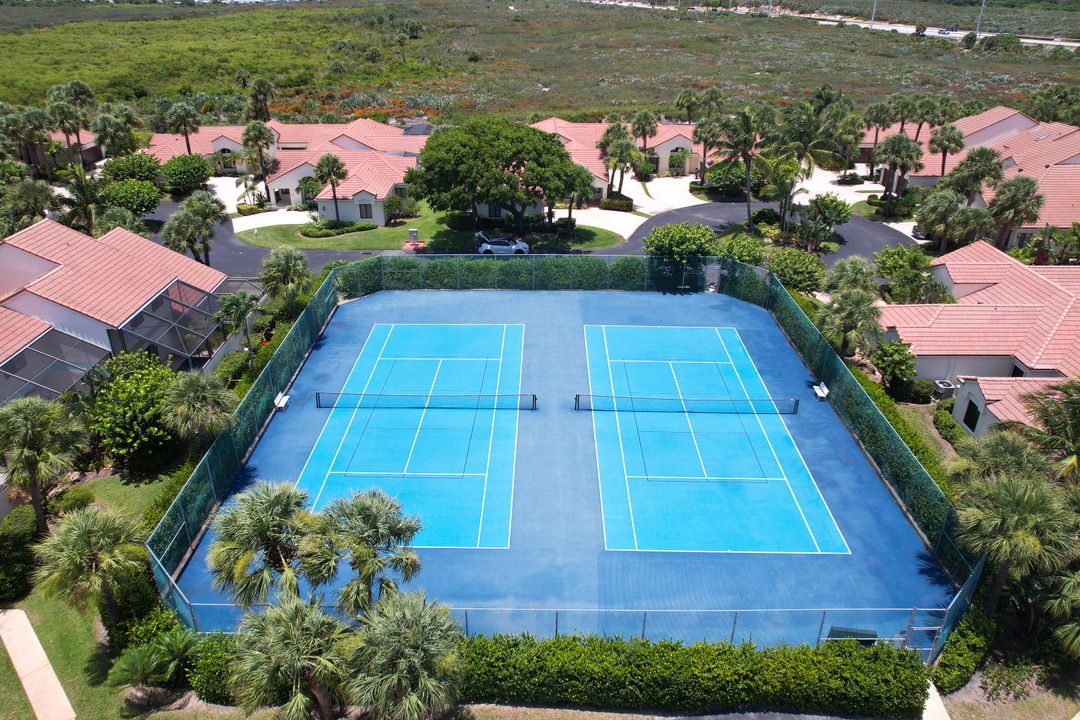 En Venta: $629,900 (3 camas, 2 baños, 1705 Pies cuadrados)