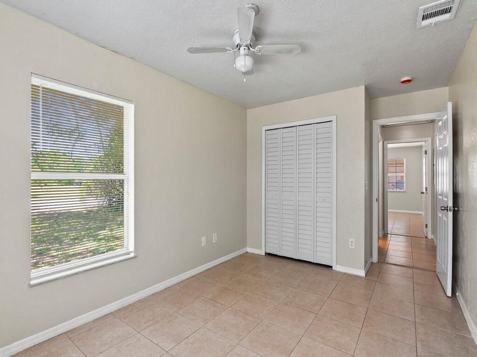 合同活跃: $224,900 (3 贝兹, 2 浴室, 1344 平方英尺)