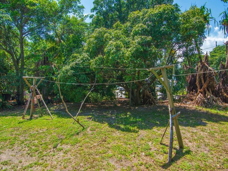 合同活跃: $224,900 (3 贝兹, 2 浴室, 1344 平方英尺)