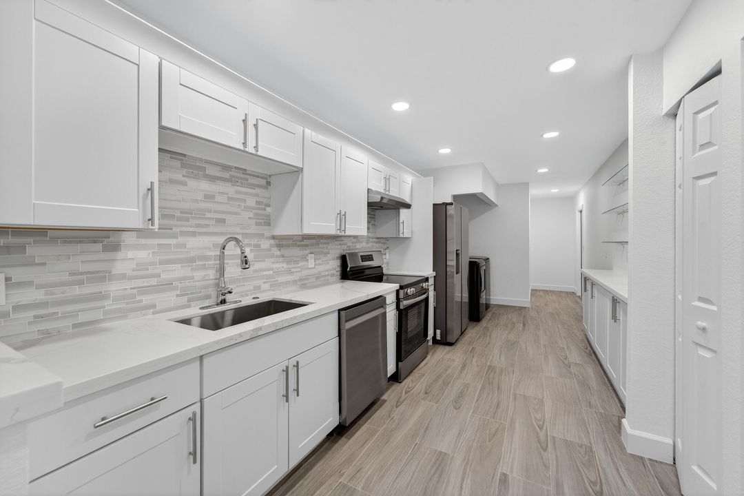 For Sale: $749,000 (5 beds, 3 baths, 2444 Square Feet)