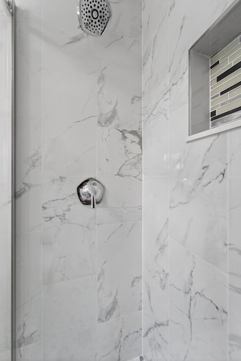 For Sale: $749,000 (5 beds, 3 baths, 2444 Square Feet)