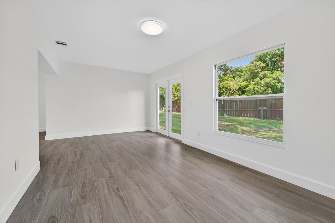 For Sale: $749,000 (5 beds, 3 baths, 2444 Square Feet)