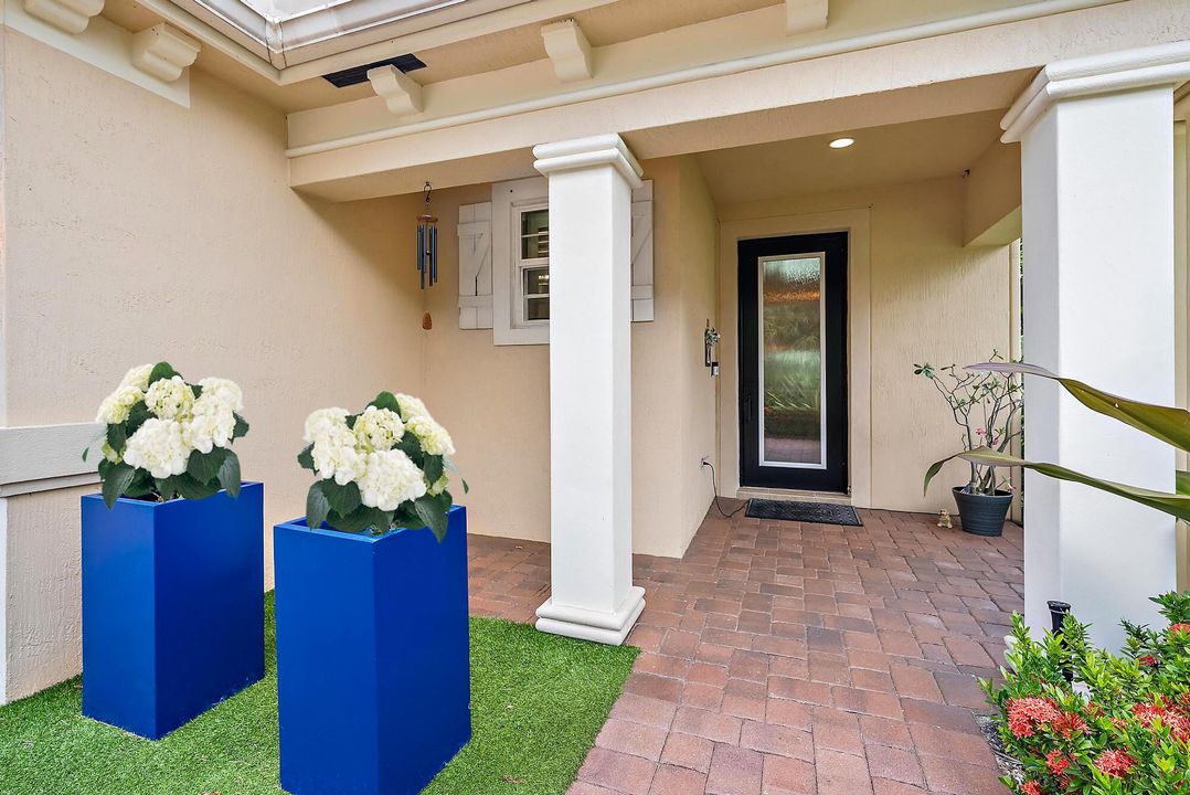 待售: $799,000 (4 贝兹, 3 浴室, 2697 平方英尺)