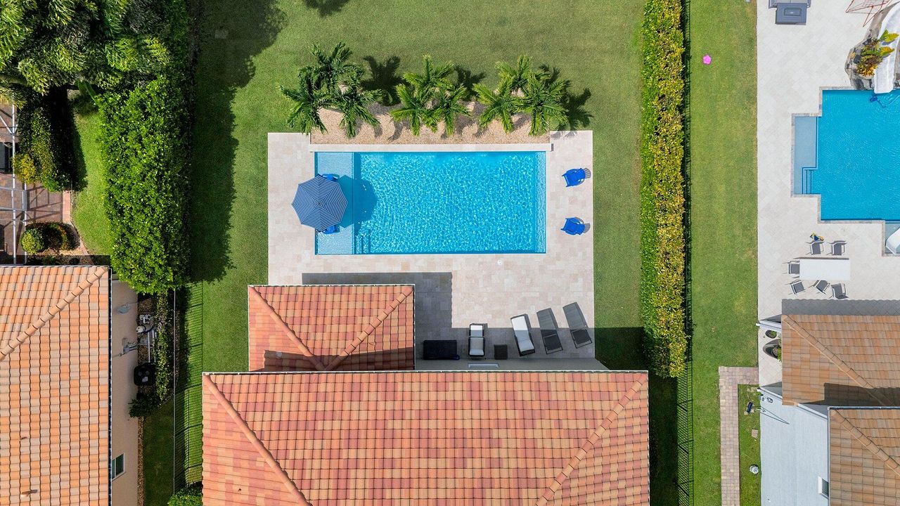 Activo con contrato: $875,000 (4 camas, 3 baños, 3410 Pies cuadrados)