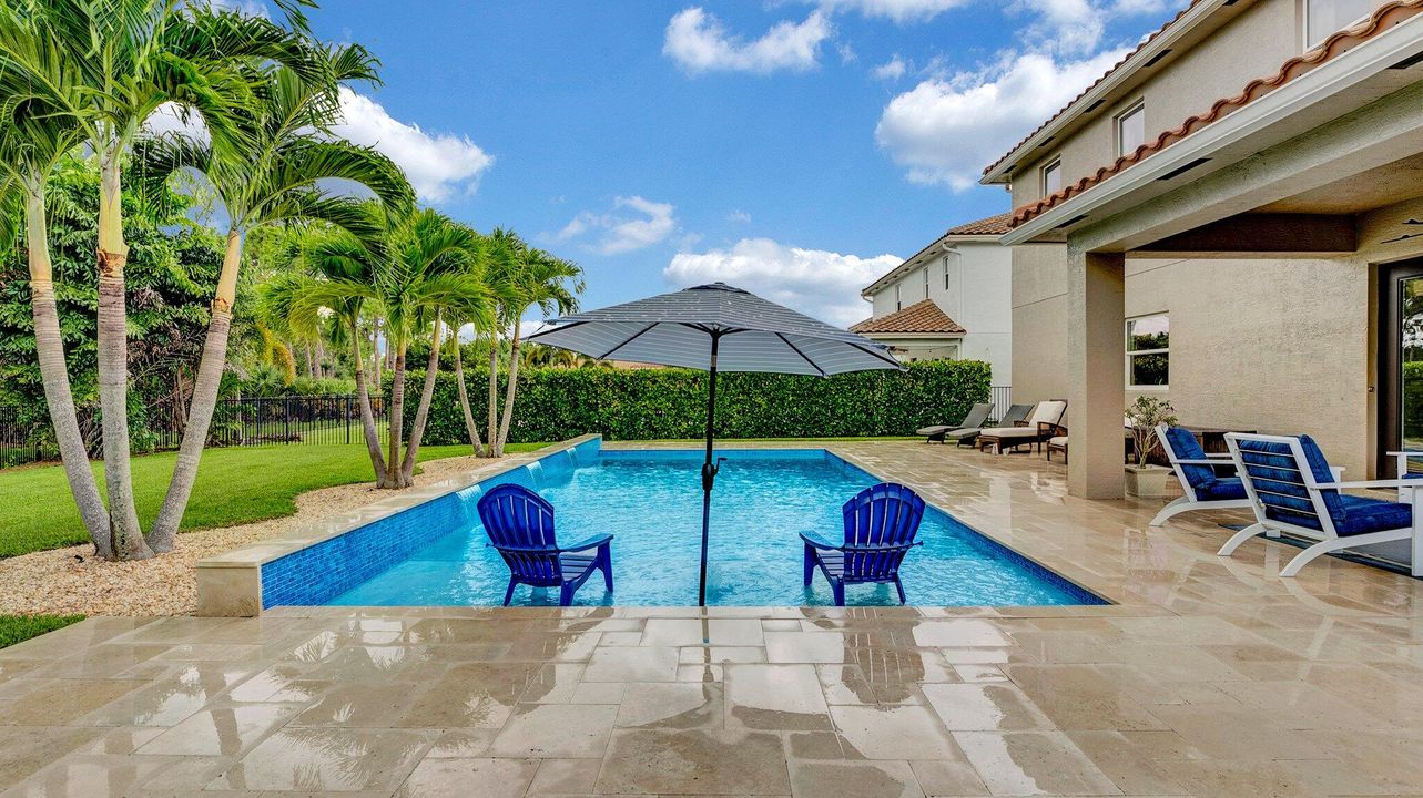 Activo con contrato: $875,000 (4 camas, 3 baños, 3410 Pies cuadrados)