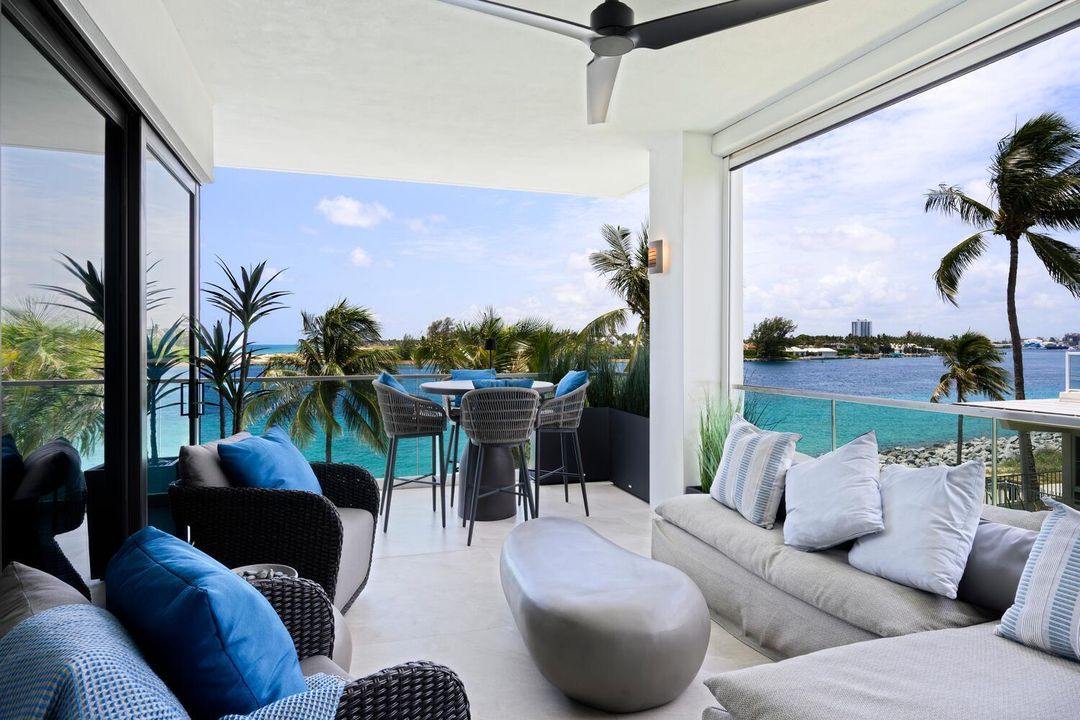 For Sale: $3,995,000 (3 beds, 3 baths, 2440 Square Feet)