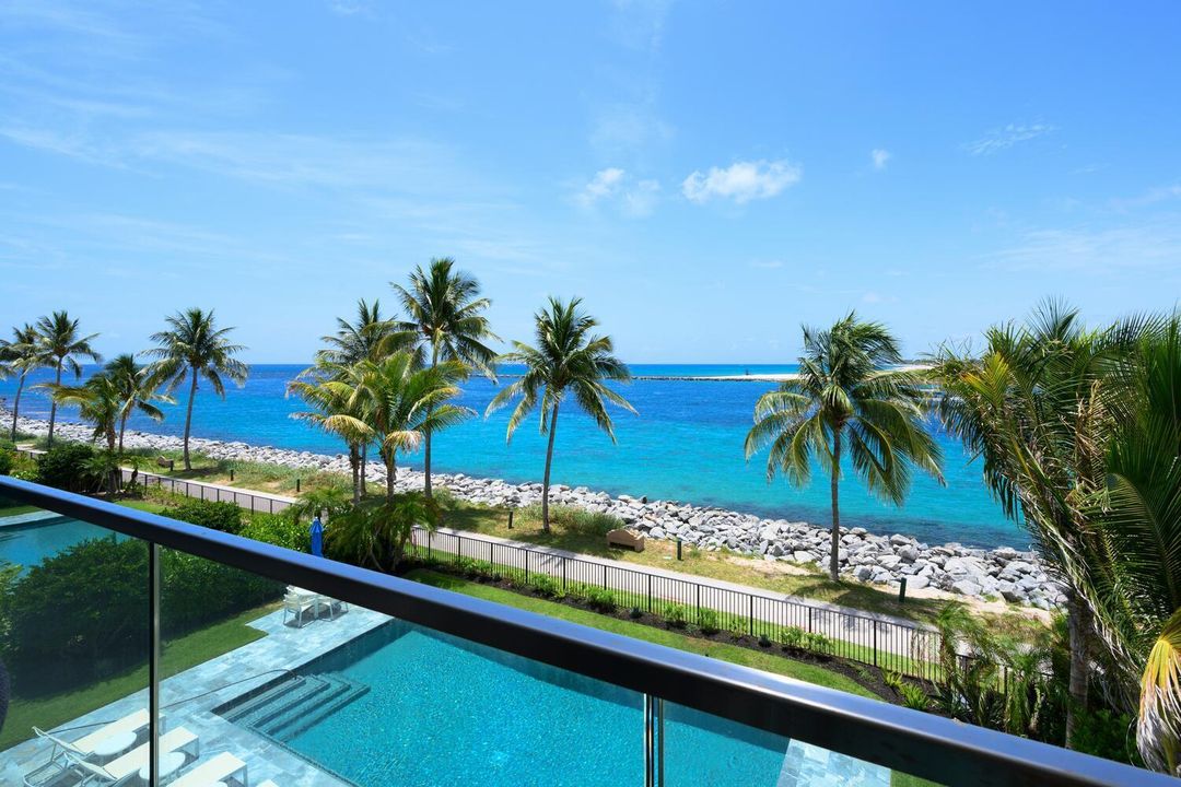 For Sale: $3,995,000 (3 beds, 3 baths, 2440 Square Feet)