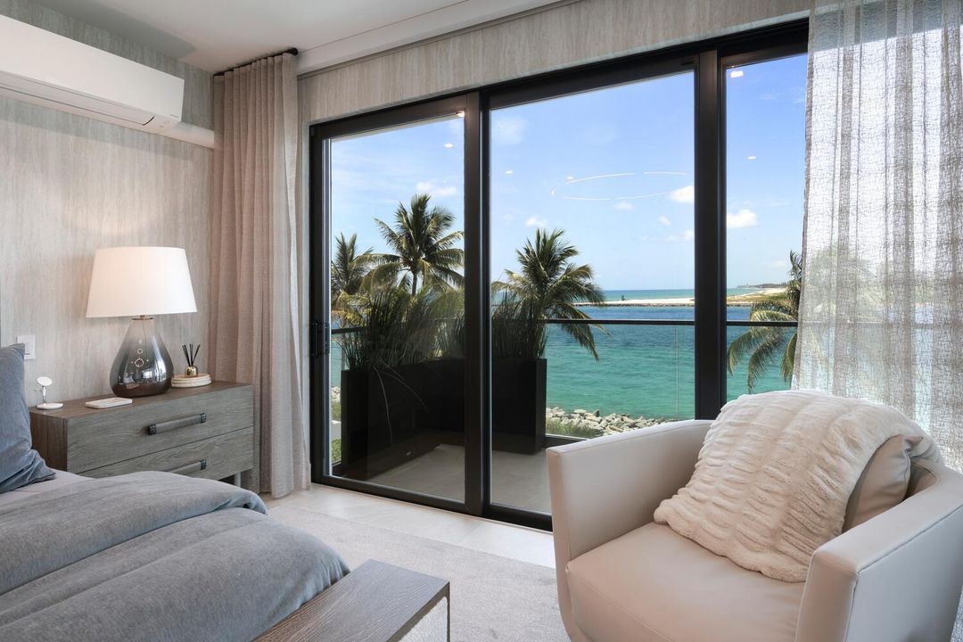 For Sale: $3,995,000 (3 beds, 3 baths, 2440 Square Feet)