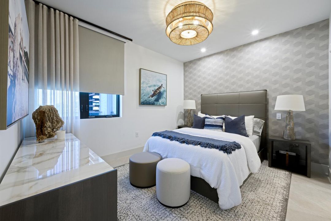 For Sale: $3,995,000 (3 beds, 3 baths, 2440 Square Feet)