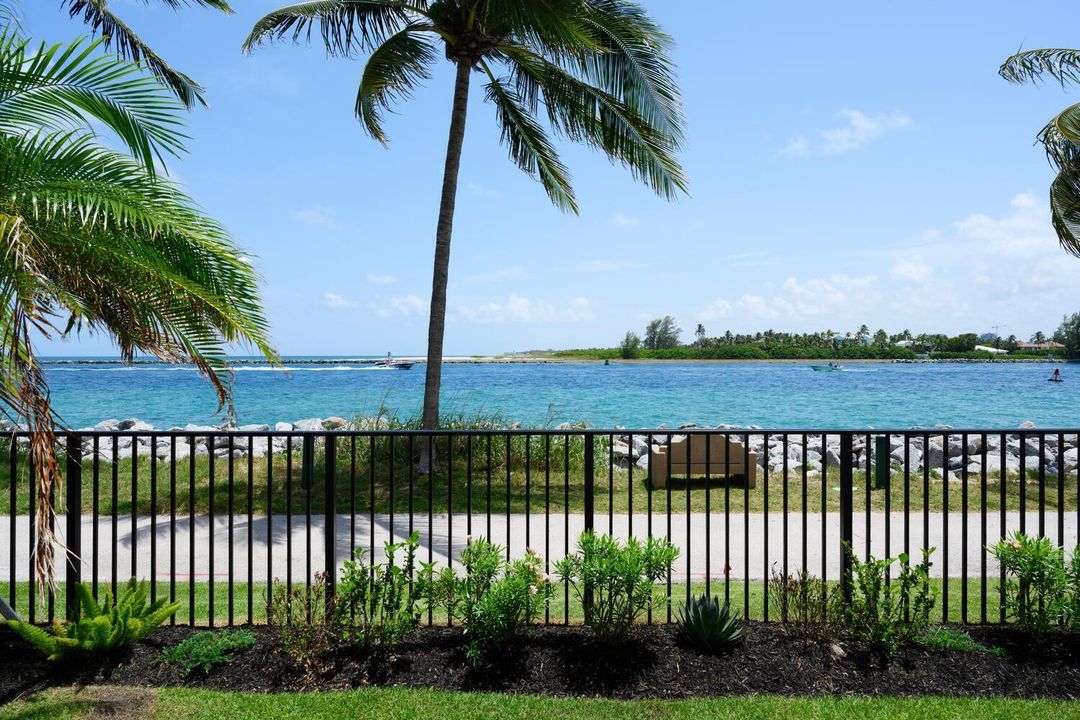 For Sale: $3,995,000 (3 beds, 3 baths, 2440 Square Feet)