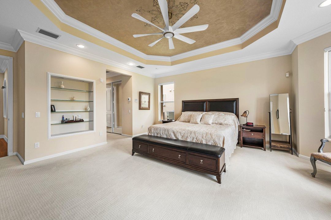 For Sale: $875,000 (4 beds, 2 baths, 2808 Square Feet)