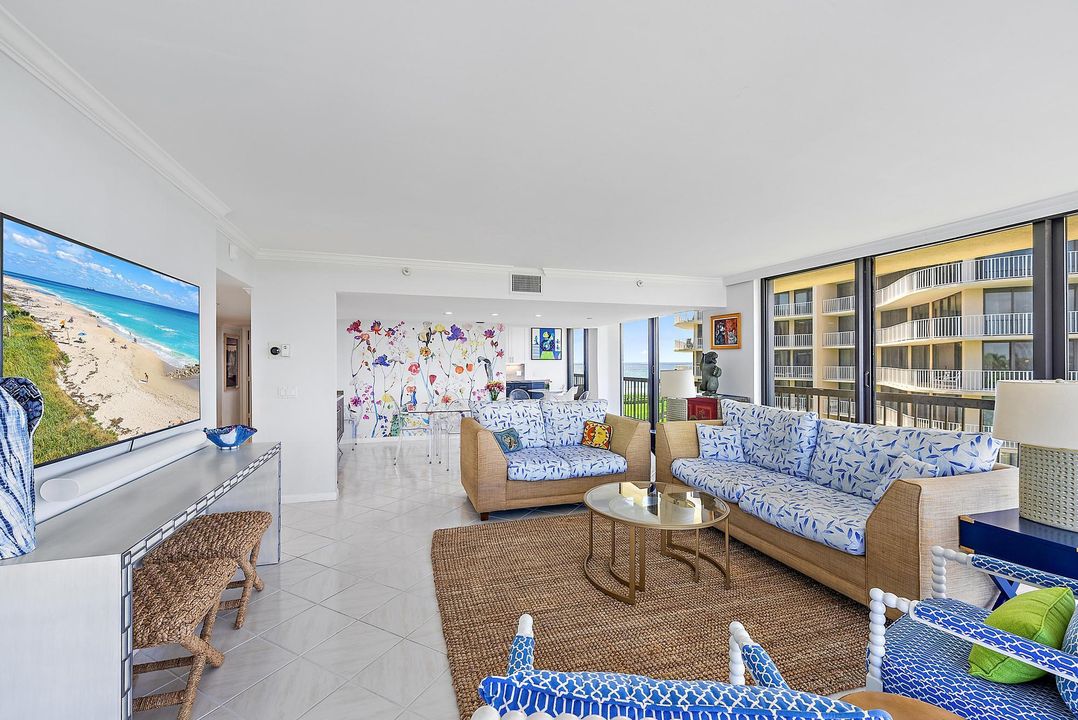 For Rent: $17,500 (3 beds, 3 baths, 2145 Square Feet)