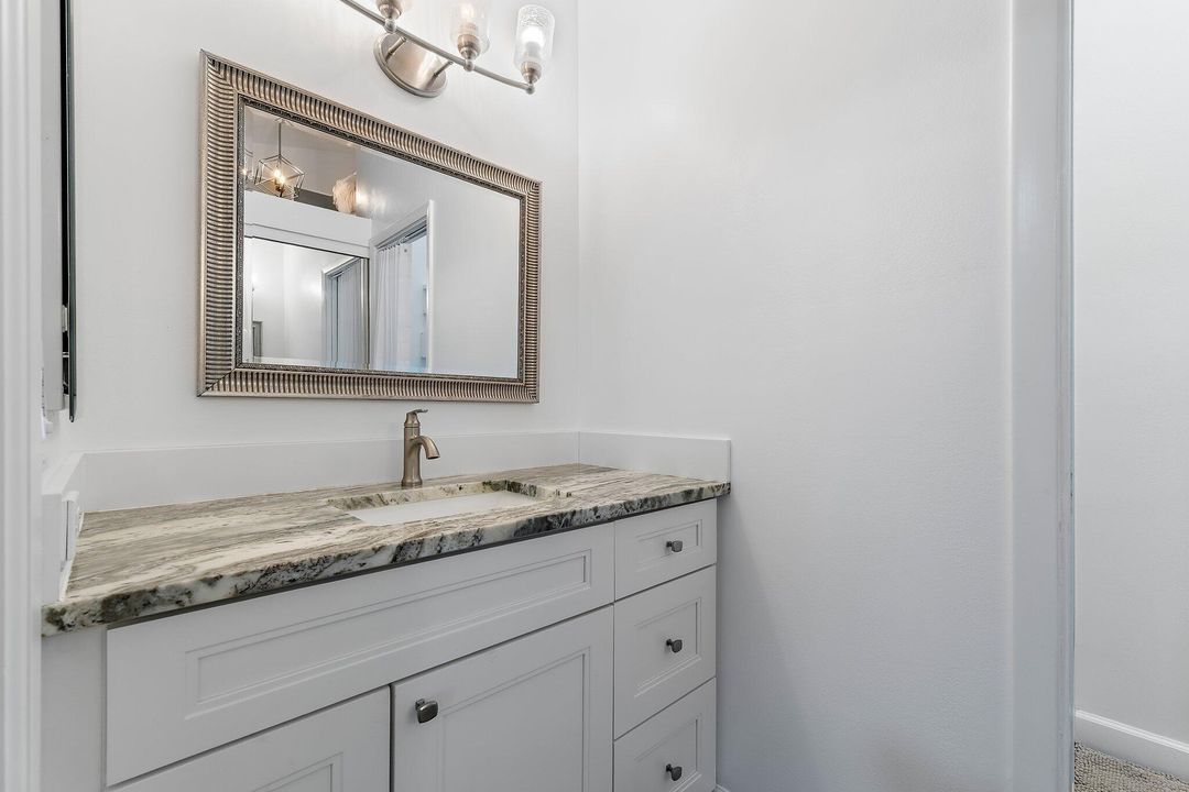 En Venta: $535,000 (2 camas, 2 baños, 1211 Pies cuadrados)