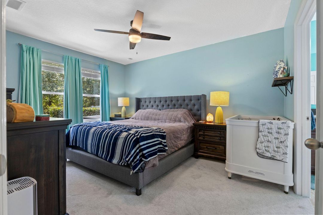 Под контрактом: $339,000 (4 спален, 2 ванн, 1851 Квадратных фут)