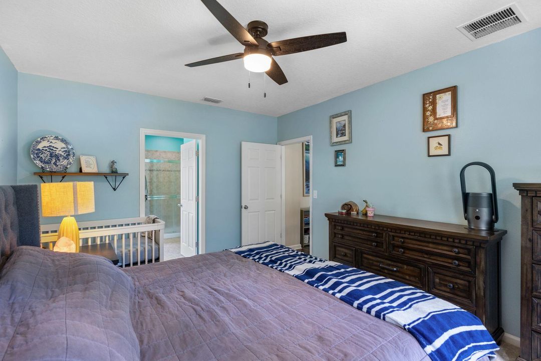 Под контрактом: $339,000 (4 спален, 2 ванн, 1851 Квадратных фут)