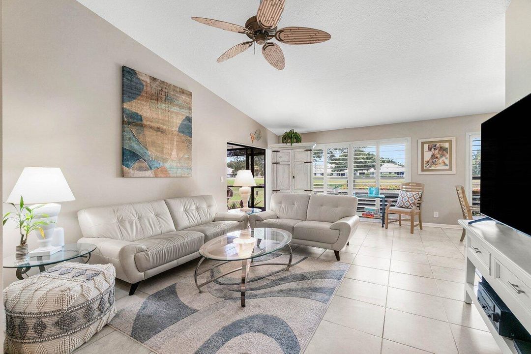 Active With Contract: $385,000 (3 beds, 2 baths, 1442 Square Feet)