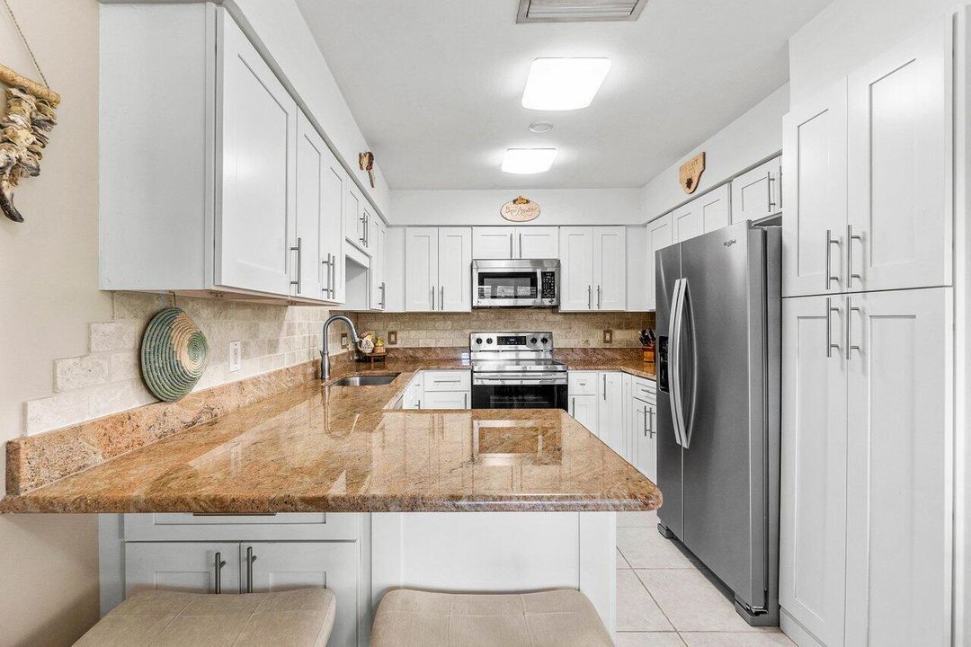 Active With Contract: $385,000 (3 beds, 2 baths, 1442 Square Feet)