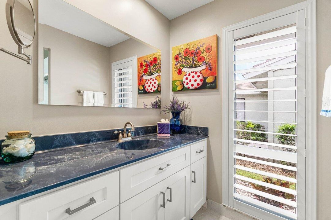 Active With Contract: $385,000 (3 beds, 2 baths, 1442 Square Feet)