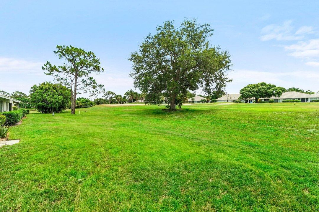 Active With Contract: $385,000 (3 beds, 2 baths, 1442 Square Feet)