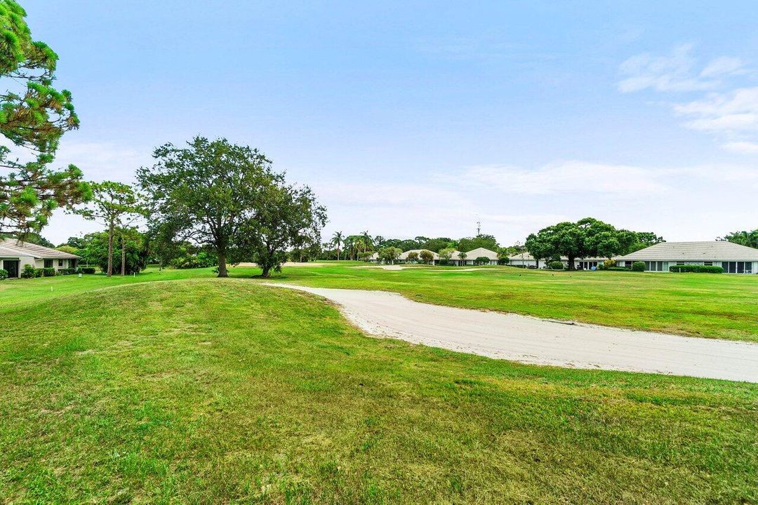 Active With Contract: $385,000 (3 beds, 2 baths, 1442 Square Feet)