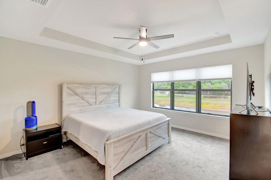 En Venta: $669,000 (3 camas, 2 baños, 1774 Pies cuadrados)