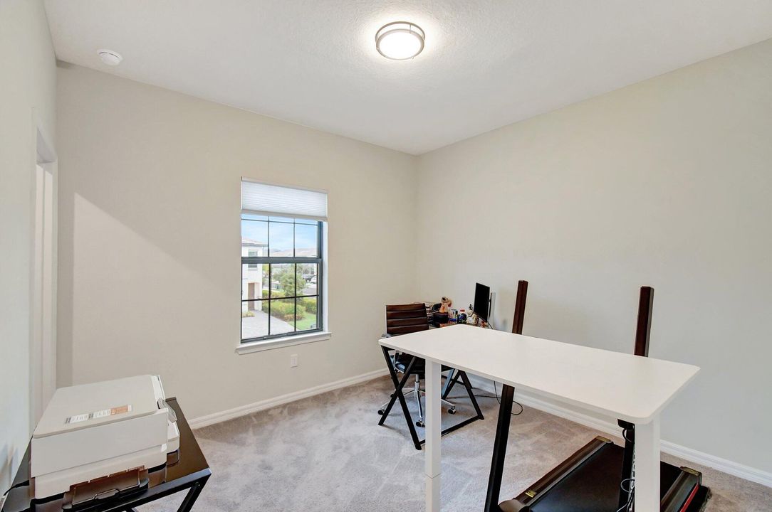 En Venta: $669,000 (3 camas, 2 baños, 1774 Pies cuadrados)