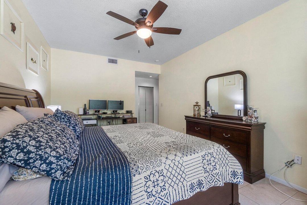 For Sale: $335,000 (2 beds, 2 baths, 1442 Square Feet)