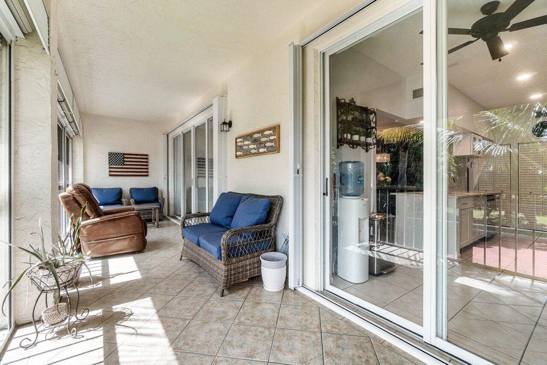 For Sale: $335,000 (2 beds, 2 baths, 1442 Square Feet)