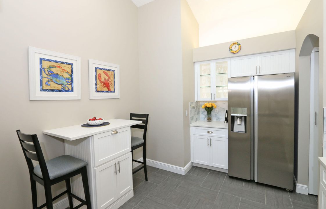 For Sale: $599,000 (2 beds, 2 baths, 1488 Square Feet)