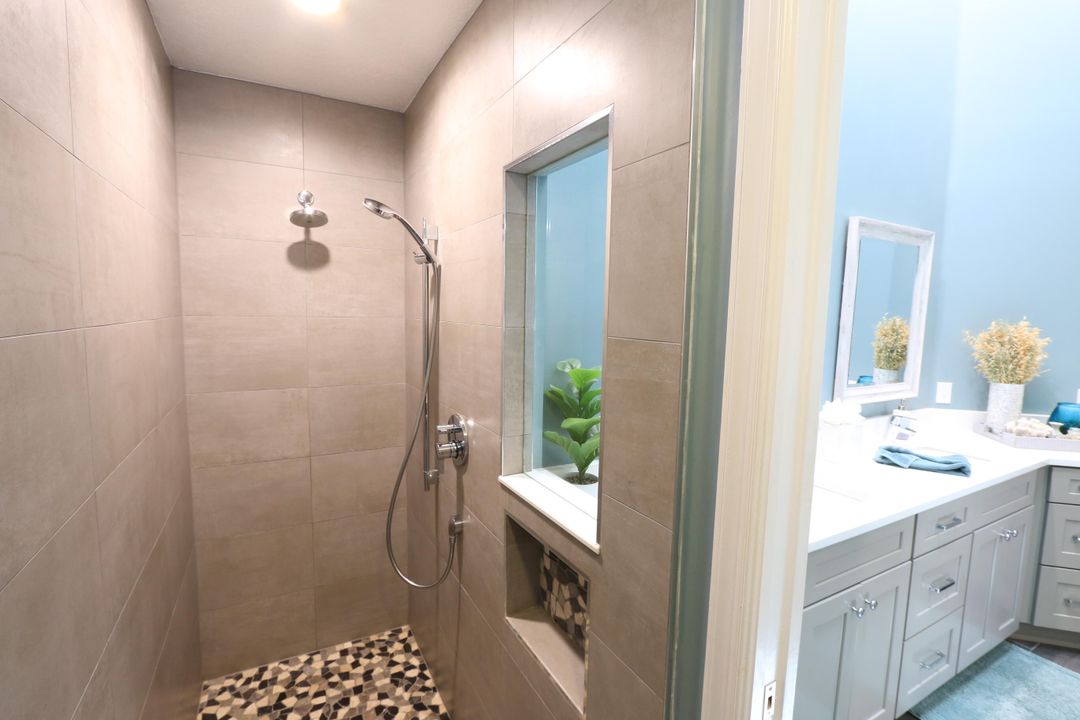 For Sale: $599,000 (2 beds, 2 baths, 1488 Square Feet)