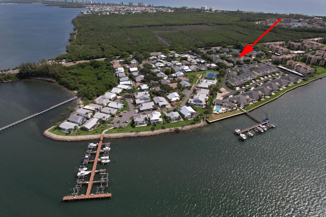 For Sale: $599,000 (2 beds, 2 baths, 1488 Square Feet)