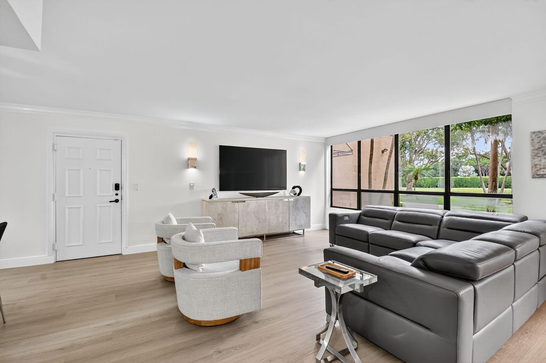 Active With Contract: $315,000 (2 beds, 2 baths, 1796 Square Feet)