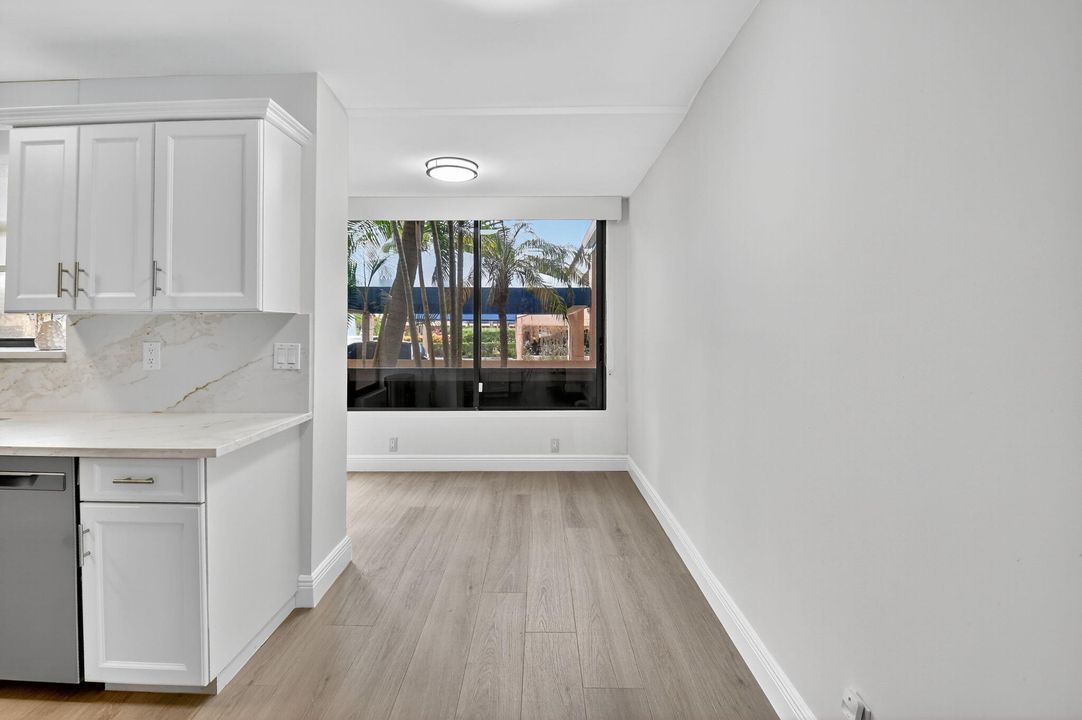 Active With Contract: $315,000 (2 beds, 2 baths, 1796 Square Feet)