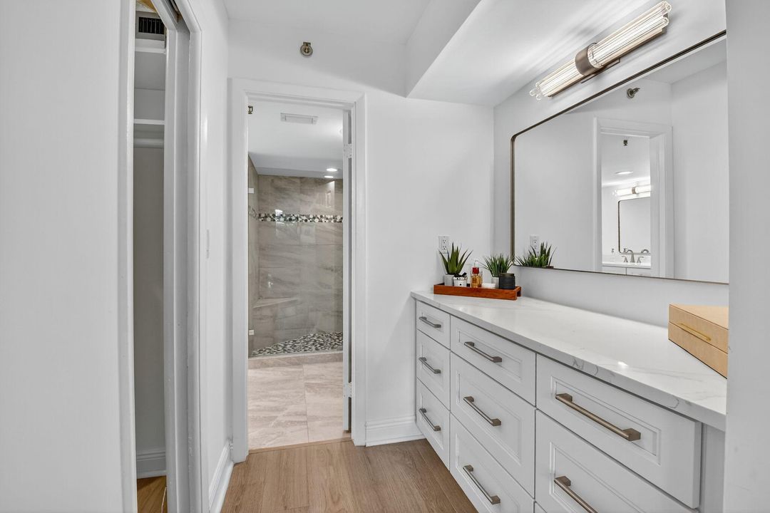 Active With Contract: $315,000 (2 beds, 2 baths, 1796 Square Feet)