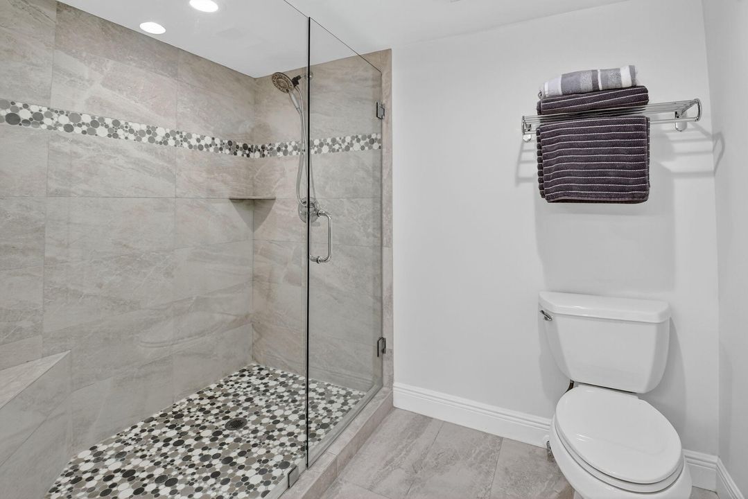 Active With Contract: $315,000 (2 beds, 2 baths, 1796 Square Feet)