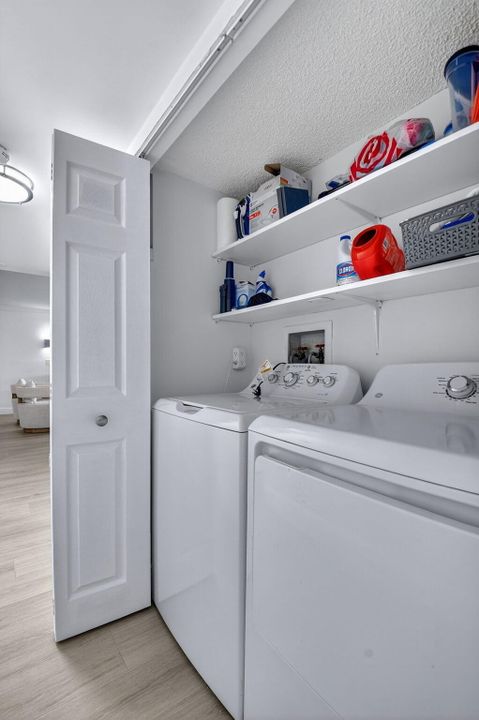 Active With Contract: $315,000 (2 beds, 2 baths, 1796 Square Feet)