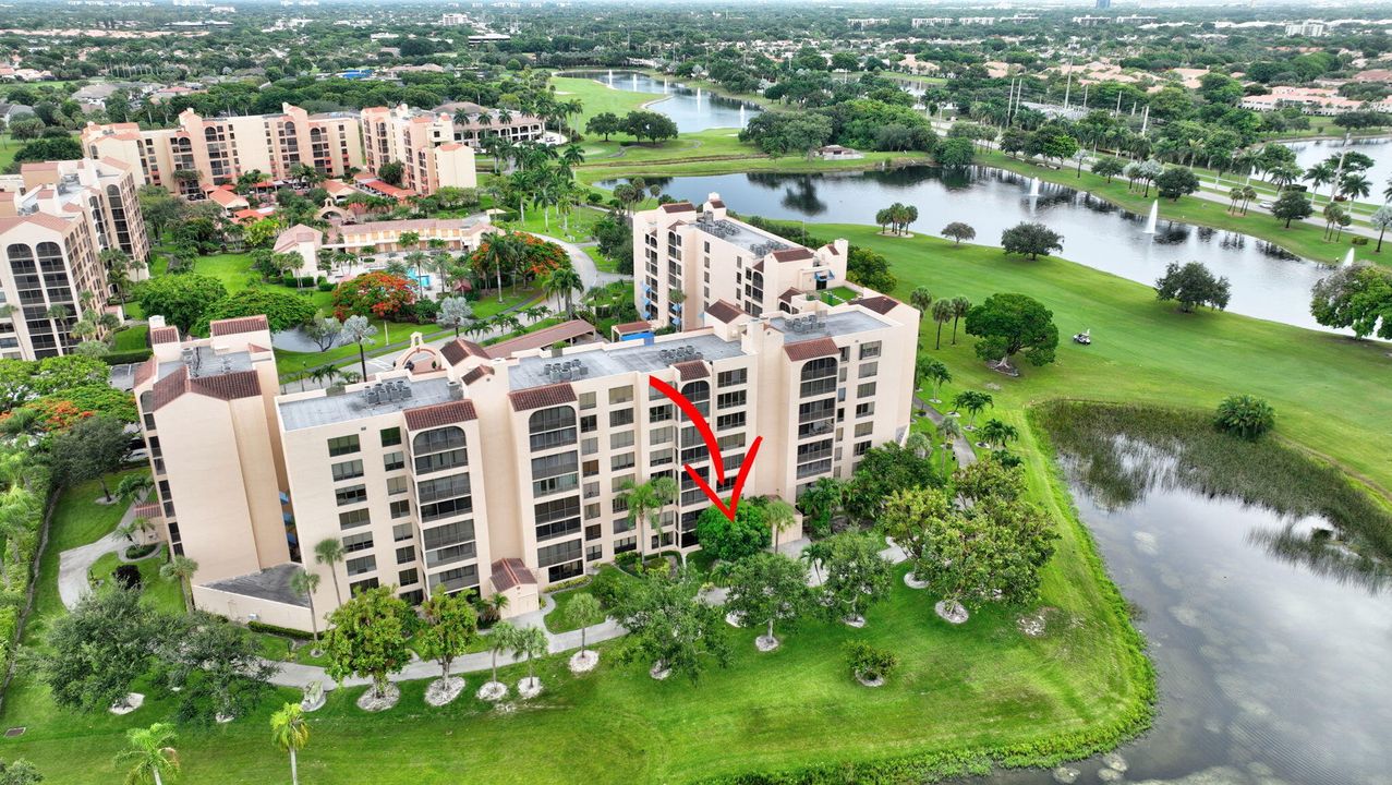 Active With Contract: $315,000 (2 beds, 2 baths, 1796 Square Feet)