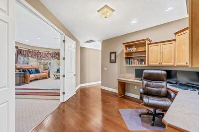 На продажу: $3,100,000 (5 спален, 3 ванн, 5535 Квадратных фут)