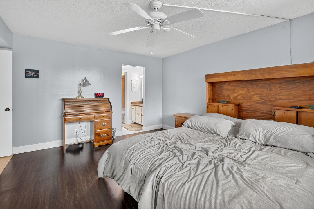 Activo con contrato: $219,999 (2 camas, 2 baños, 1050 Pies cuadrados)