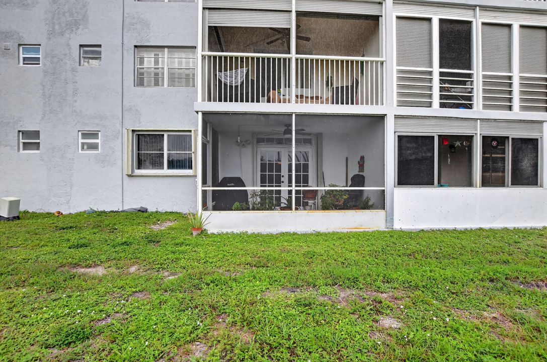 Activo con contrato: $219,999 (2 camas, 2 baños, 1050 Pies cuadrados)