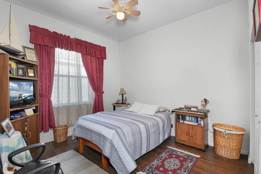 待售: $409,900 (3 贝兹, 2 浴室, 2090 平方英尺)