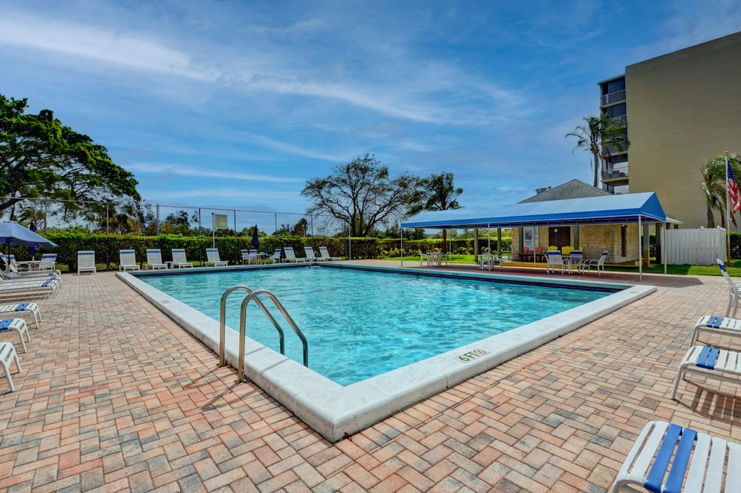 Activo con contrato: $219,999 (2 camas, 2 baños, 1050 Pies cuadrados)