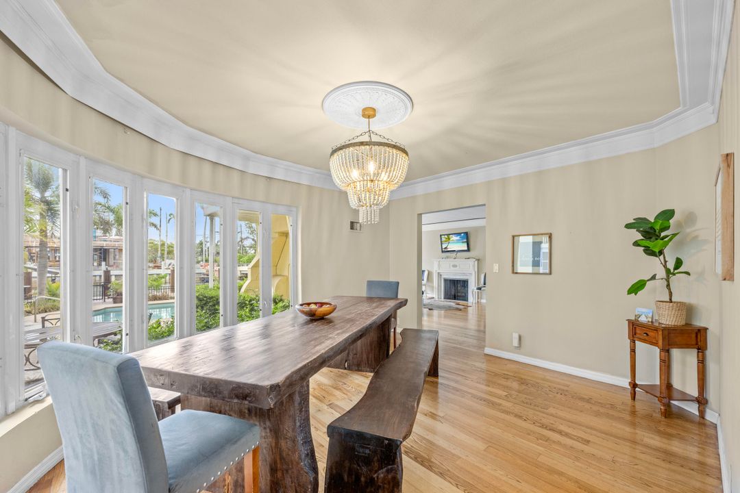 En Venta: $4,300,000 (6 camas, 5 baños, 3718 Pies cuadrados)